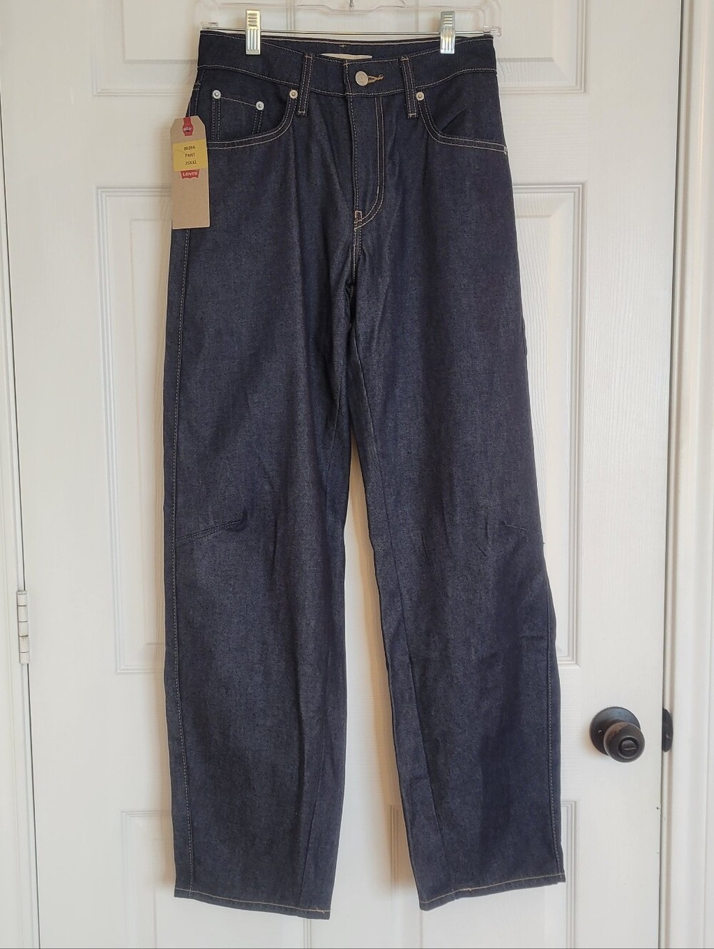 Levi's Premium Baggy Dad Barrel Jeans IRREGULAR Sz 25×32 Fits Sz 26x31